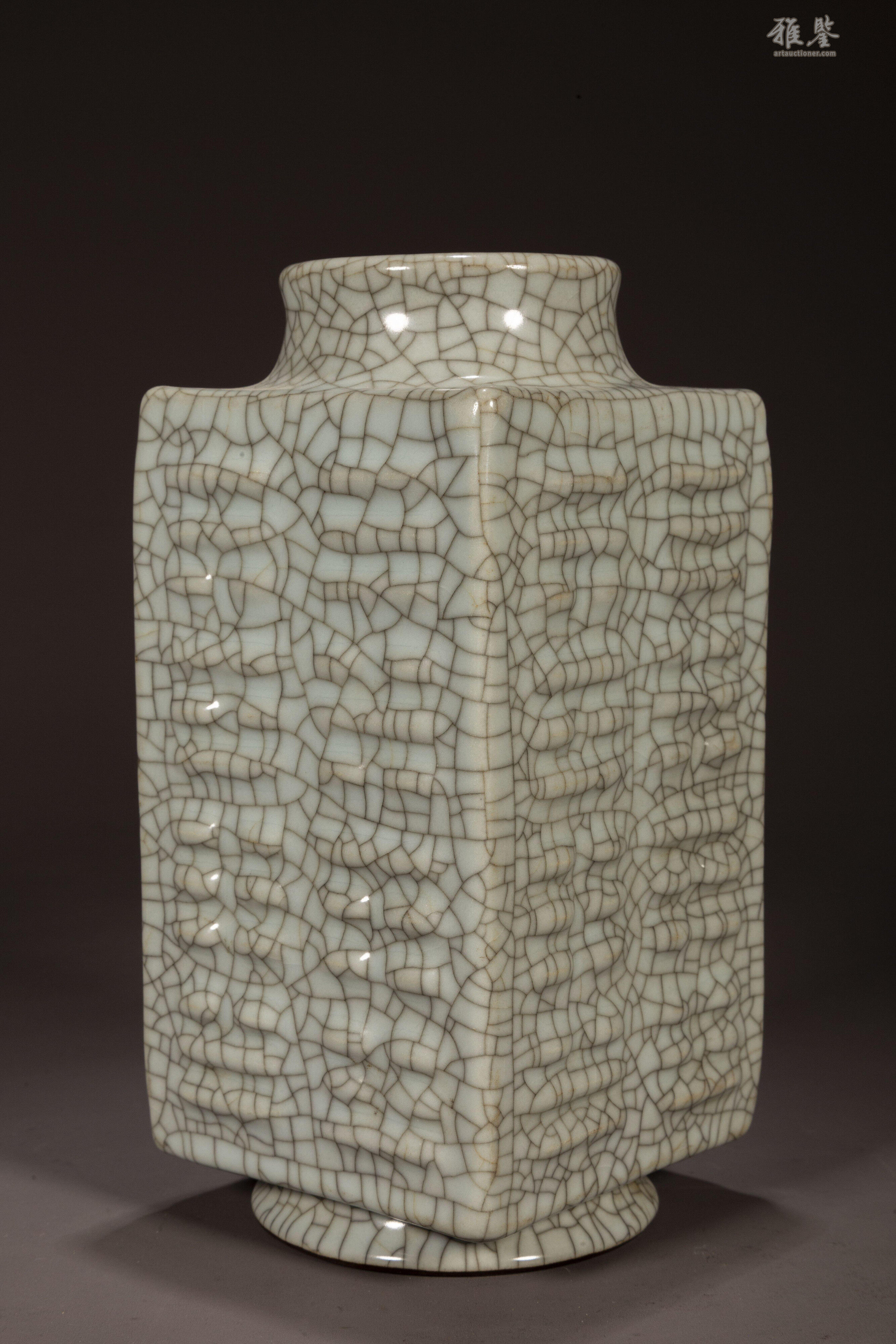 仿哥釉八卦紋琮式瓶_LOT.11_拍品详情_雅鉴艺术网拍品详情