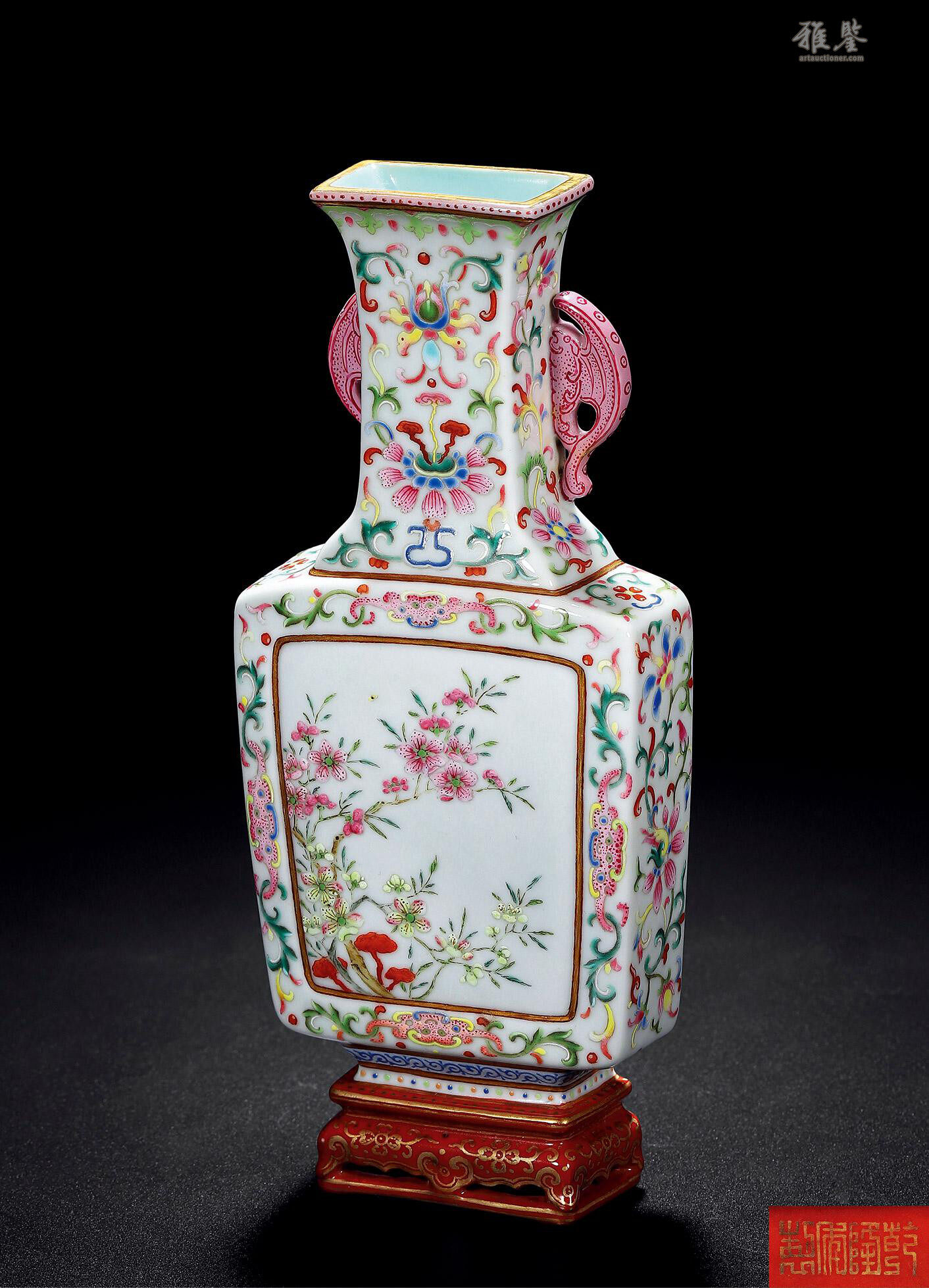 清乾隆粉彩花卉纹双蝠耳壁瓶_LOT.5517_拍品详情_雅鉴艺术网拍品详情
