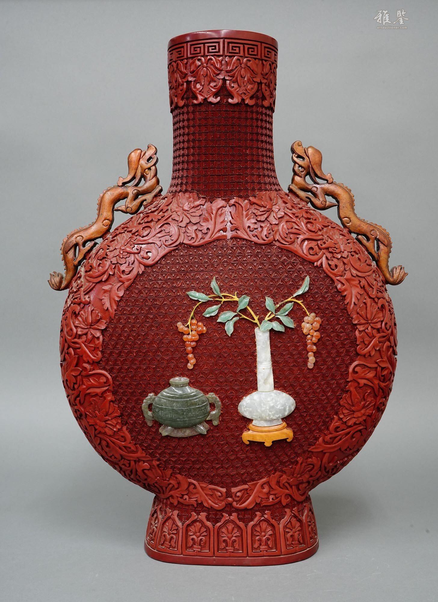 50年代出口木胎剔红嵌百宝抱月瓶_LOT.81_拍品详情_雅鉴艺术网拍品详情