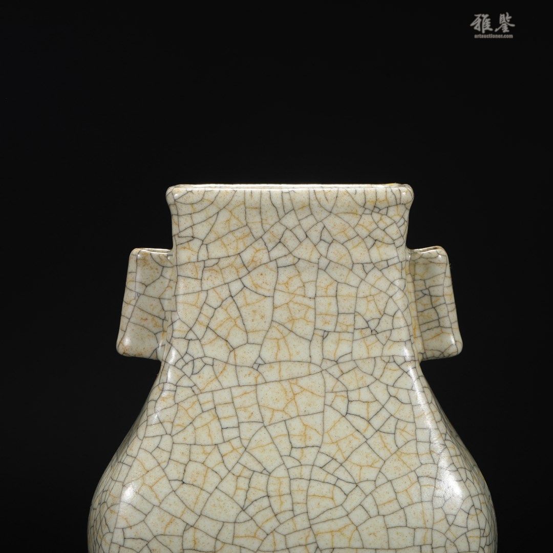 旧藏哥窑米黄釉宫廷御用四方贯耳瓶_LOT.358_拍品详情_雅鉴艺术网拍品详情