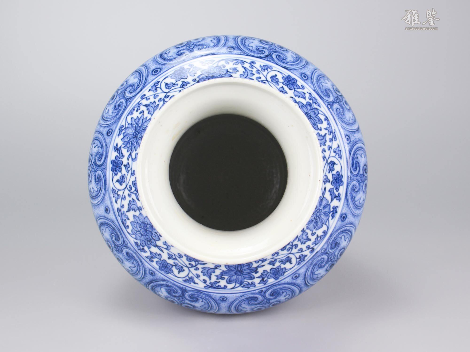 清乾隆青花缠枝花卉纹盘口尊_LOT.25699_拍品详情_雅鉴艺术网拍品详情