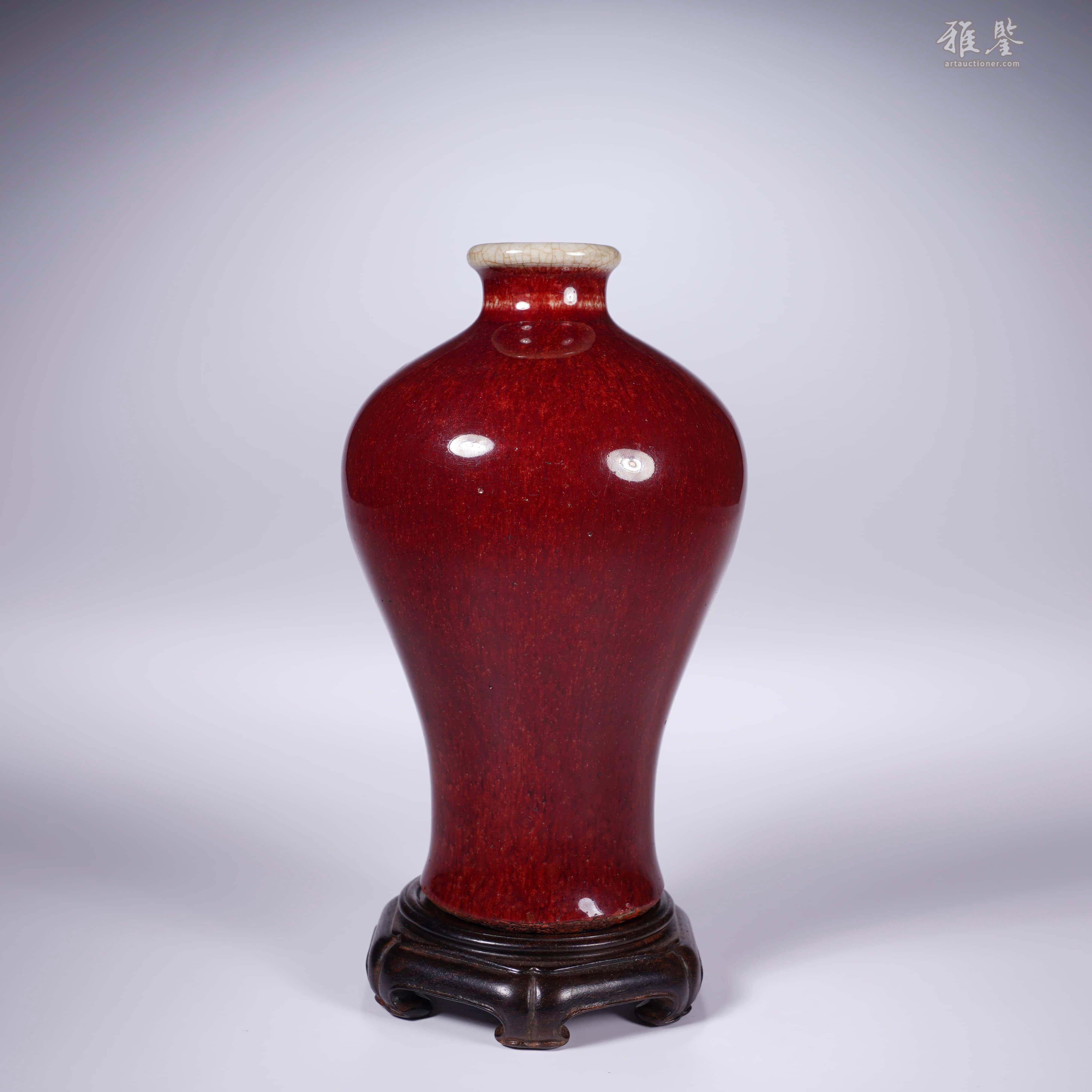 Qing gan long jun hong glaze plum bottle 清乾隆钧红釉梅瓶_LOT.13_