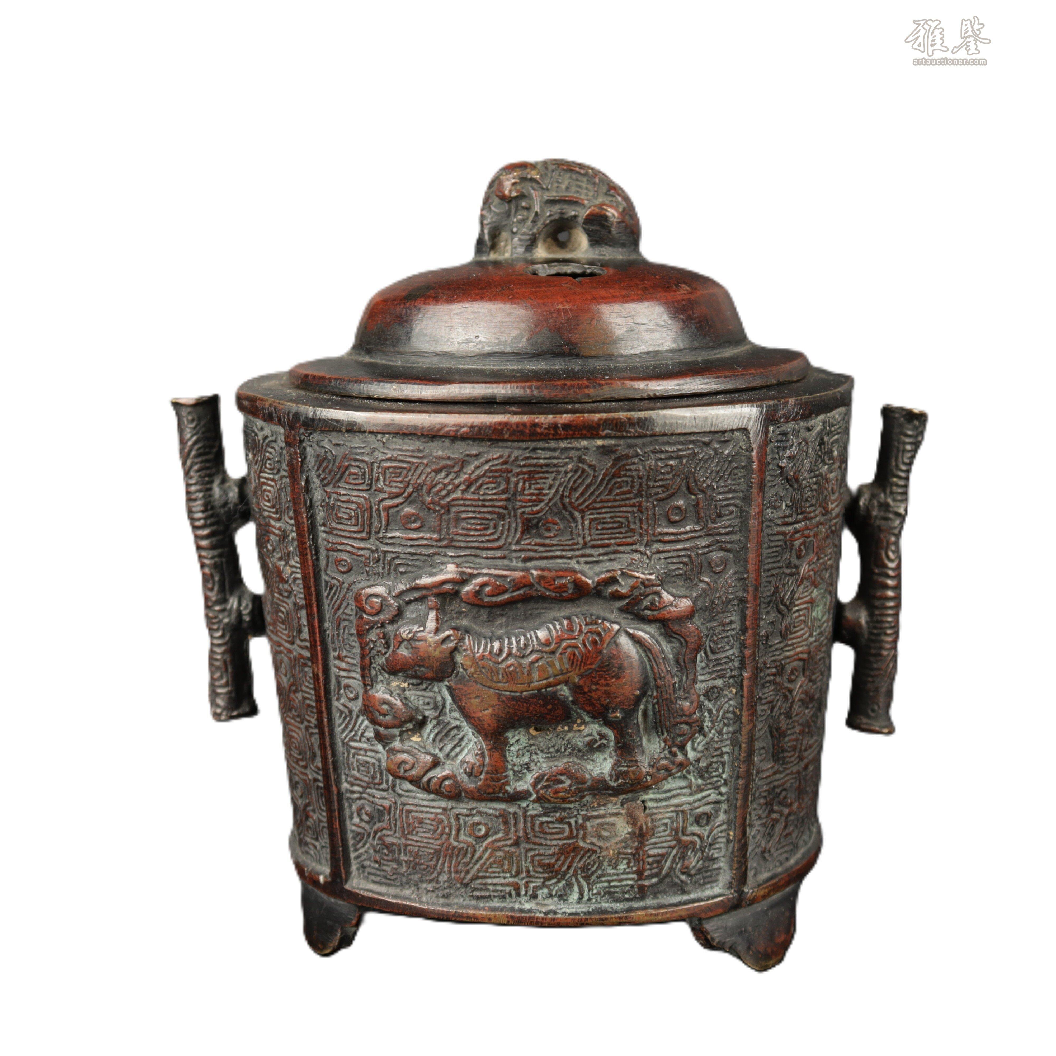 中国古美術品・珍品純銅製・高浮彫鎏金繍球香炉香囊・透彫・熏香炉・檀木箱付・香道具 銅製浮雕熏香爐_LOT.109_拍品详情_雅鉴艺术网拍品详情