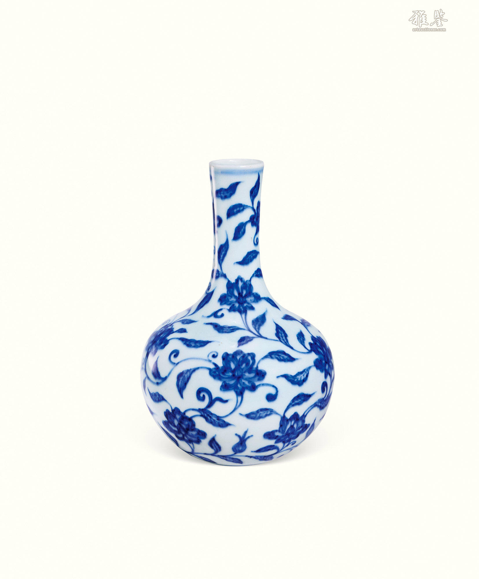 清雍正青花缠枝花卉纹天球瓶_LOT.5_拍品详情_雅鉴艺术网拍品详情